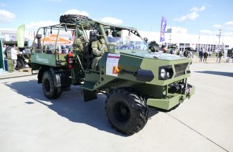 Yuri Pasholok. A tactical karakat on steroids from Novosibirsk