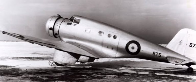 легкий многоцелевой самолет Canadian Vickers Delta (675) на колесном шасси. Снимок facebook.com